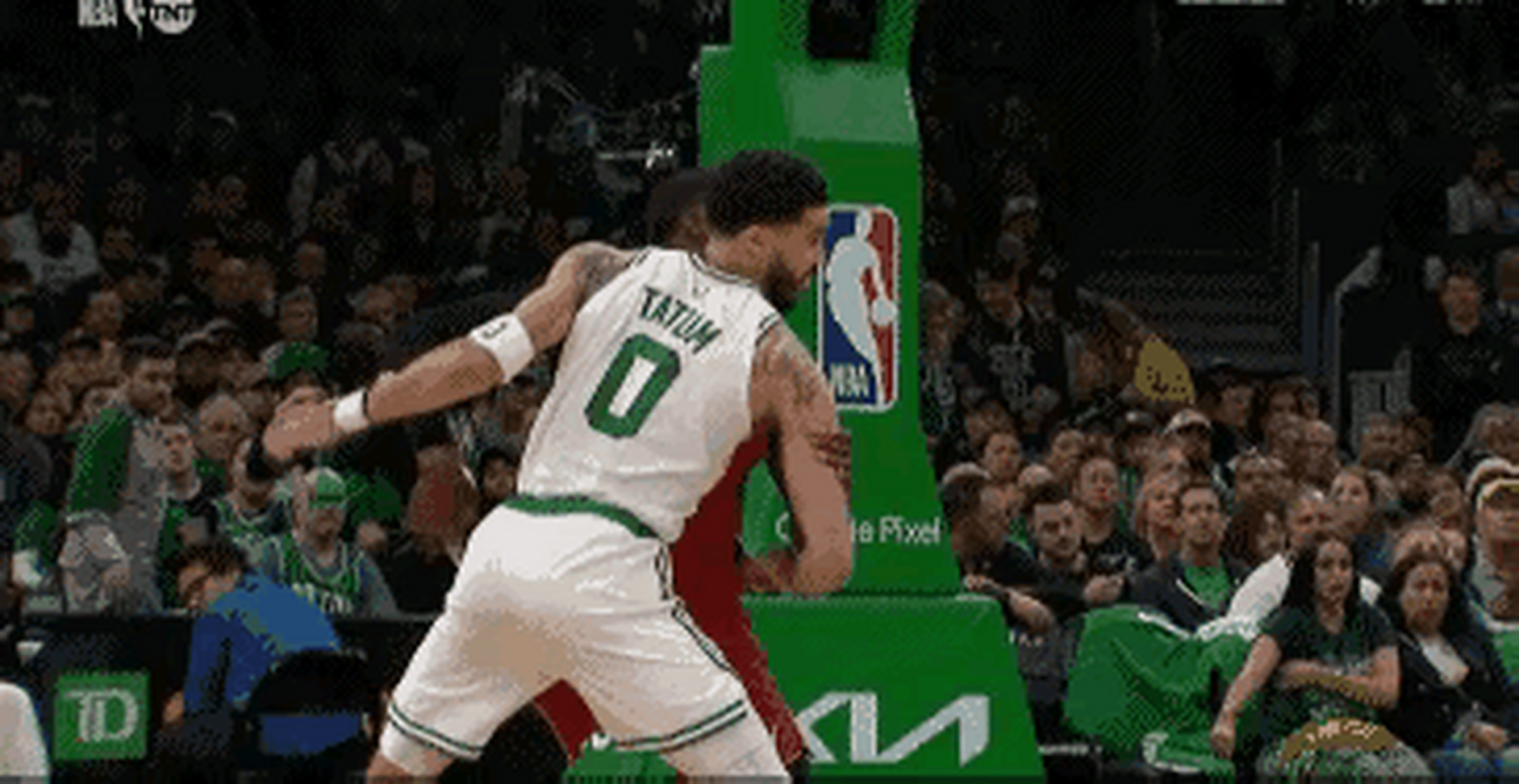 米兰体育入口-雄鹿鏖战凯尔特人B队,阿德巴约送出助攻的简单介绍