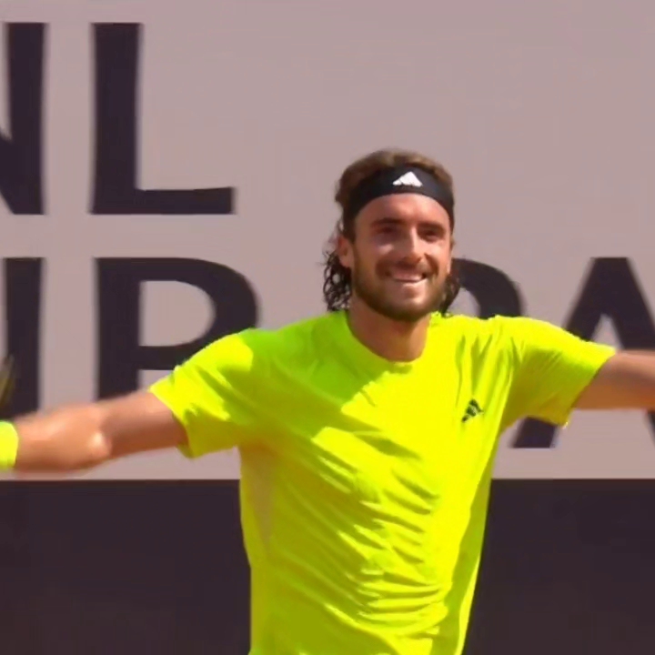 米兰真人-意大利网球队绝杀美国网球队,西西帕斯完成帽子戏法