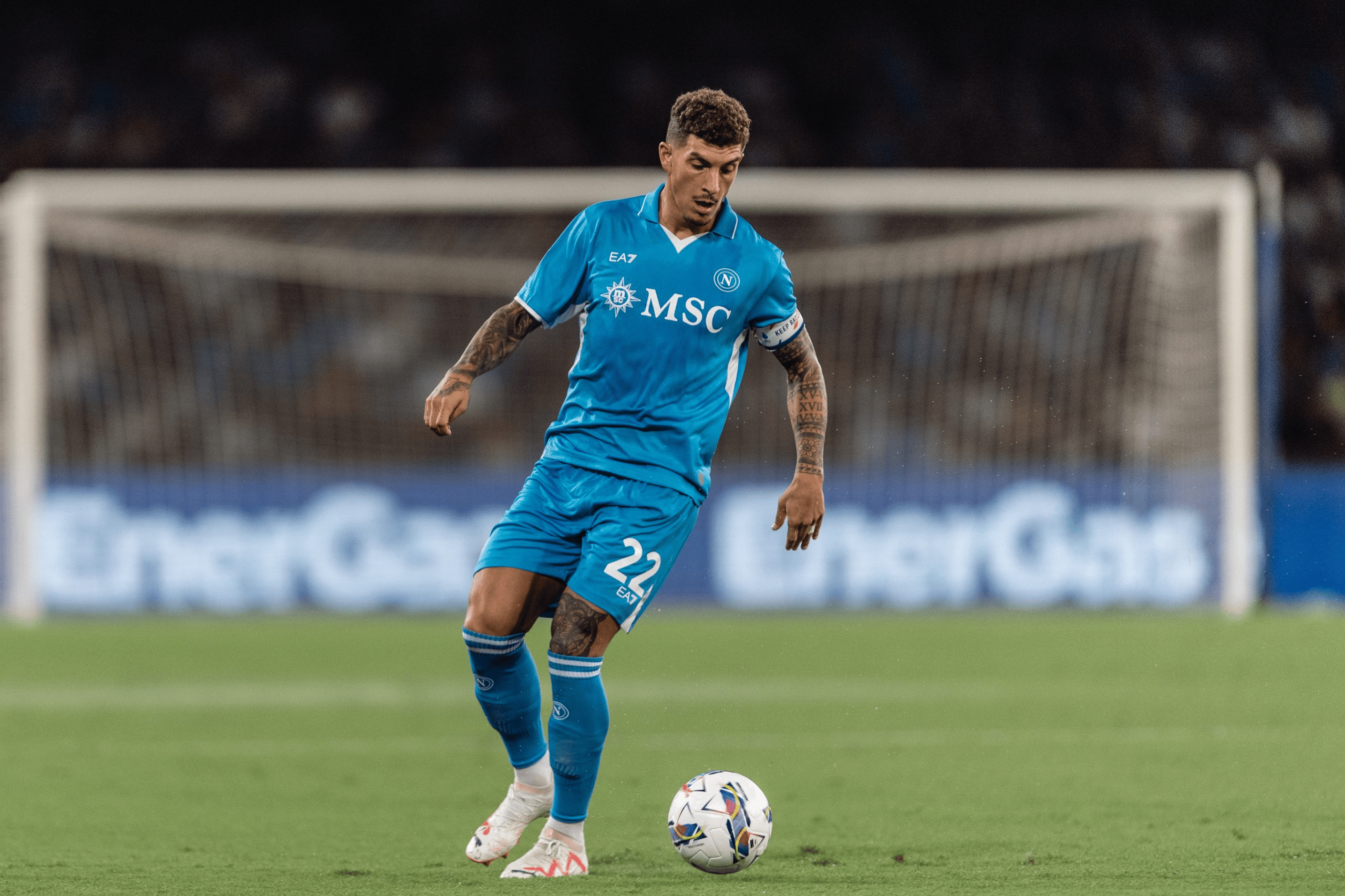 米兰体育app入口-关于那不勒斯主场大胜，保持不败连胜的信息