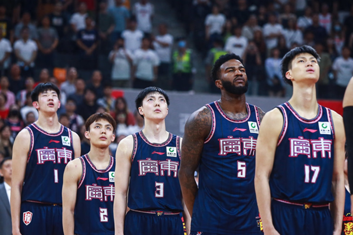 米兰体育-亚眠新赛季一触即发，豪取三连胜