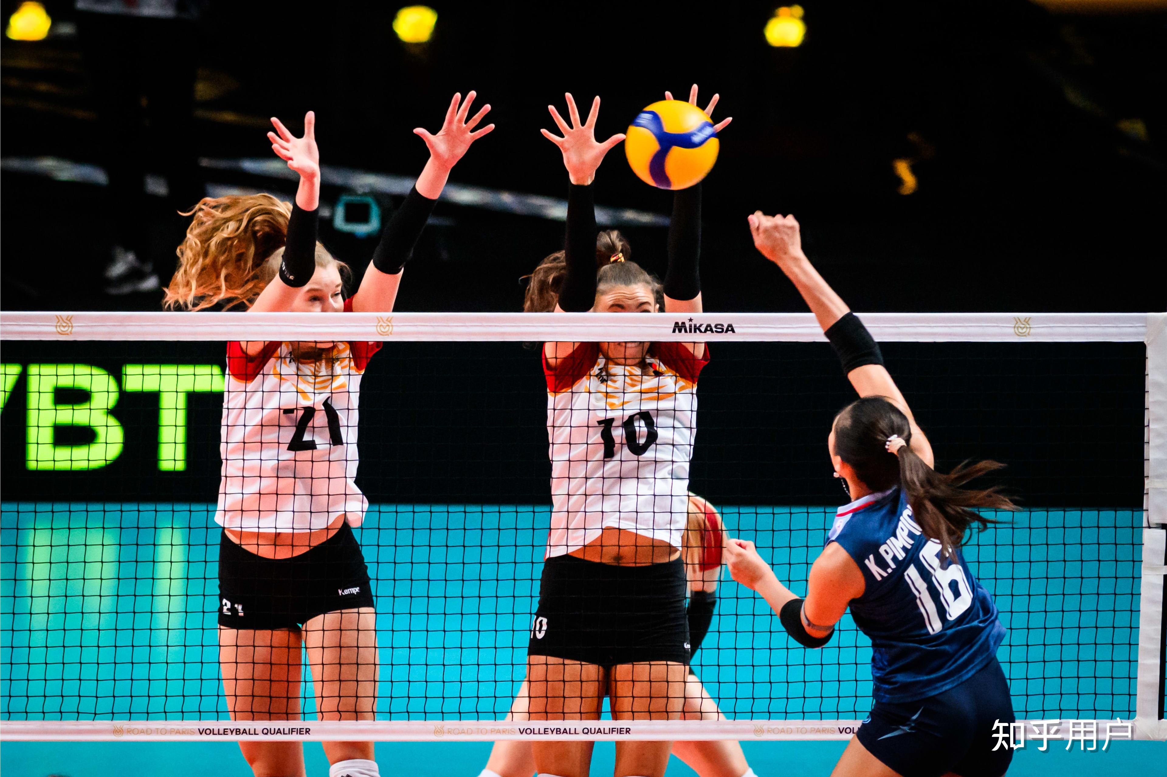 ac米兰下载-阿什拉夫·哈克在比赛中用精彩表现领先