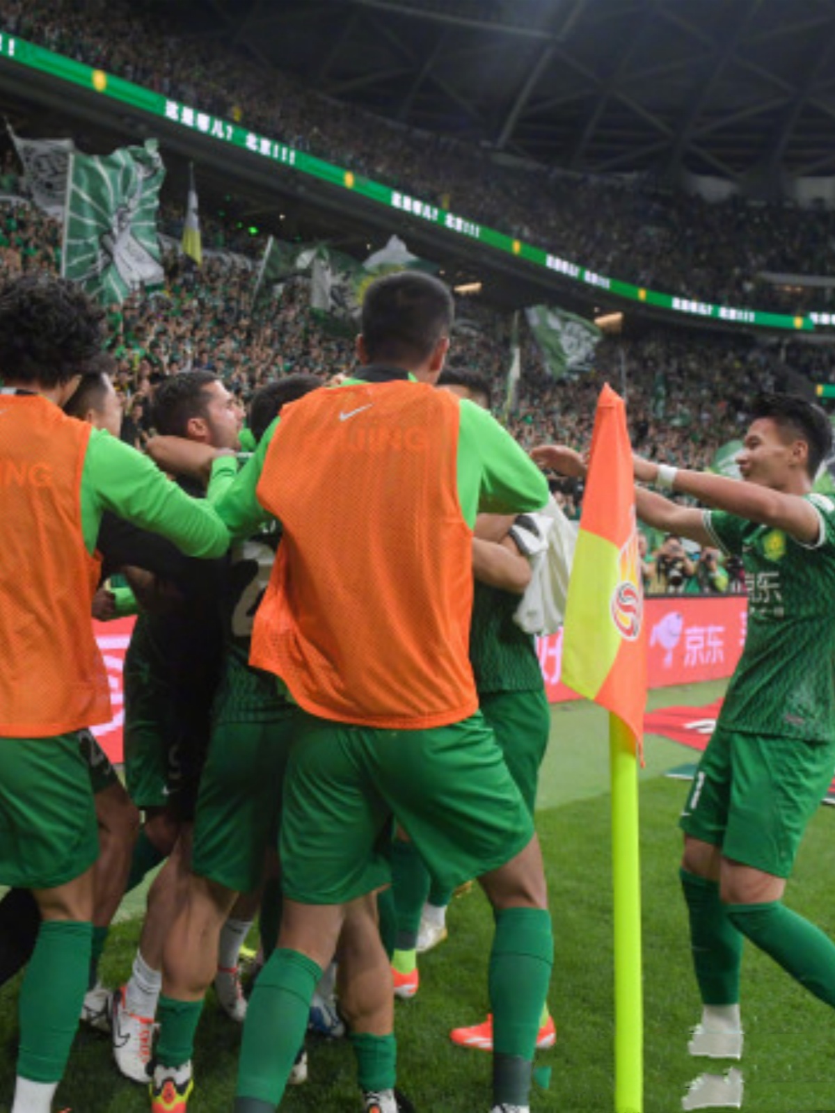 ac米兰下载-关于北京中赫国安冲击联赛冠军宝座的信息