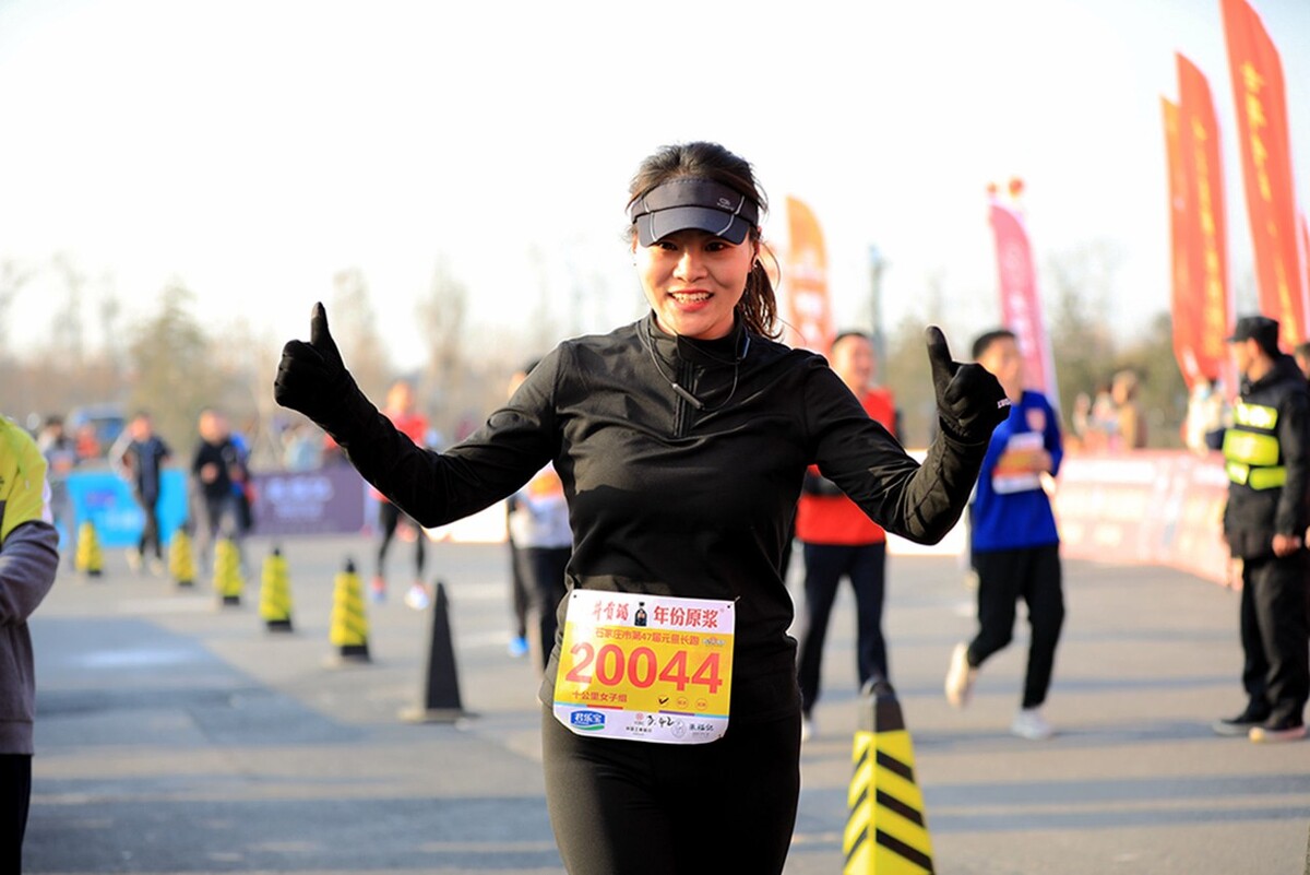 米兰体育官方网站-湖北闯入前八，胜利的喜悦涌现如潮的简单介绍