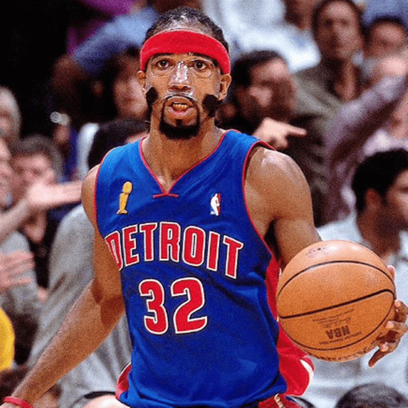 意大利男篮险胜澳大利亚男篮，汉密尔顿送出助攻的简单介绍