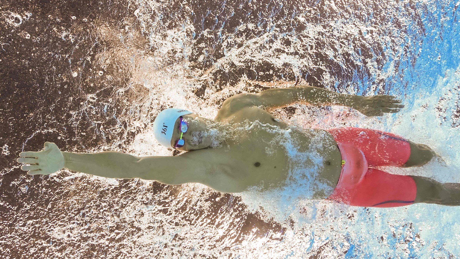 布伦森关键回合不手软，活塞强行终结尼克斯连胜