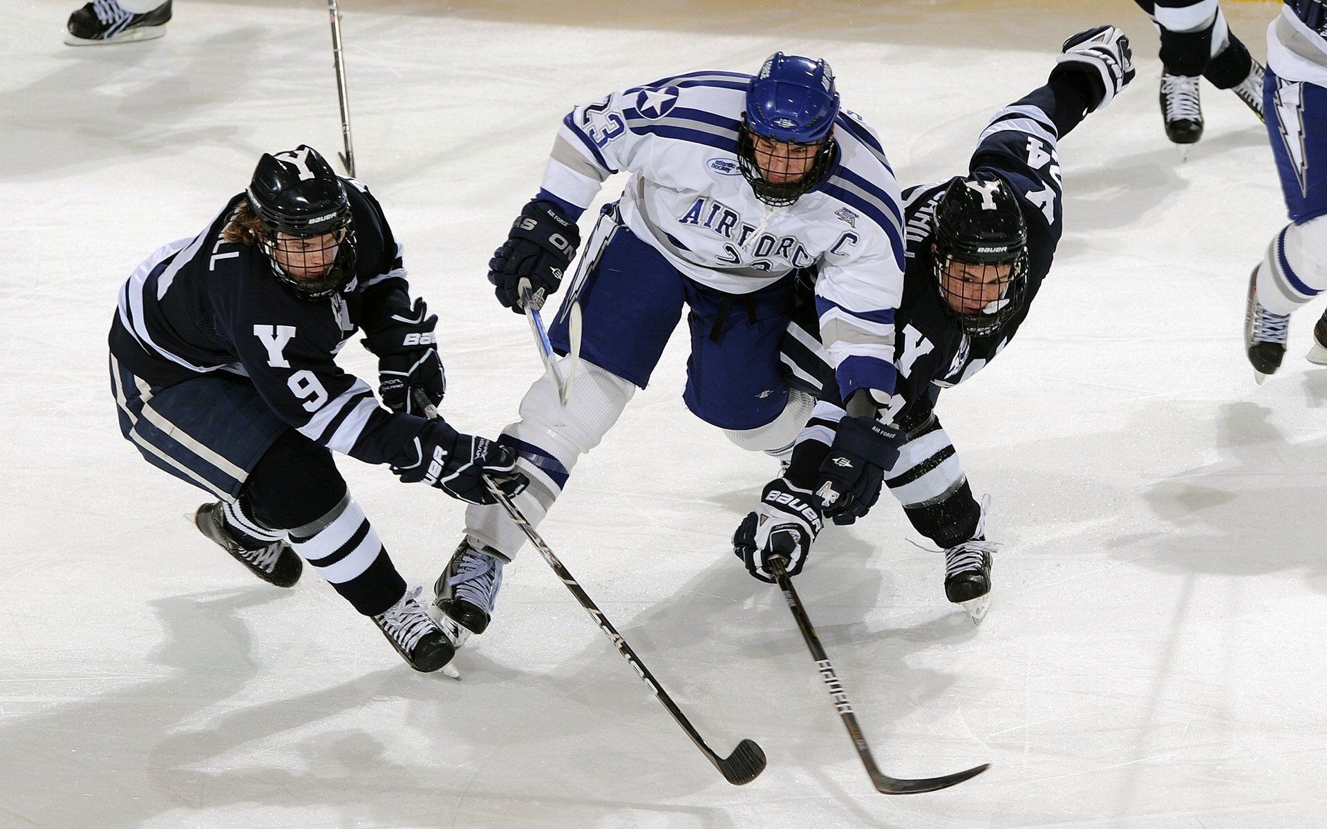 法网逆转联合杯，德约科维奇刷新纪录，诠释不朽传奇